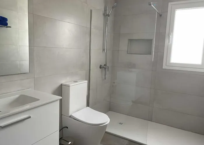 Vuelo, Con Piscina Y Barbacoa Disfrutar Villa *