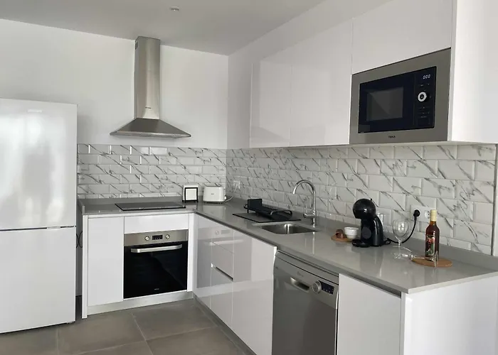 Vuelo, Con Piscina Y Barbacoa Disfrutar Puerto Calero