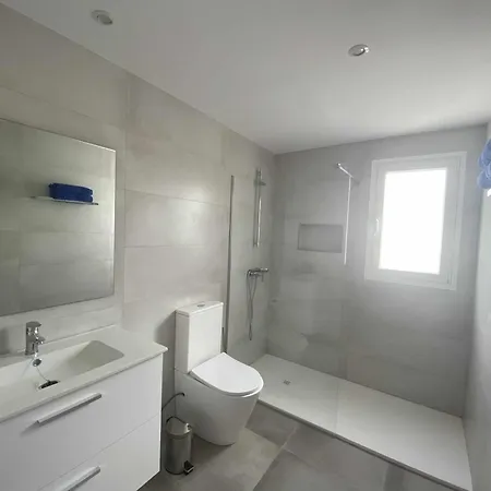 Vuelo, Con Piscina Y Barbacoa Disfrutar * Puerto Calero