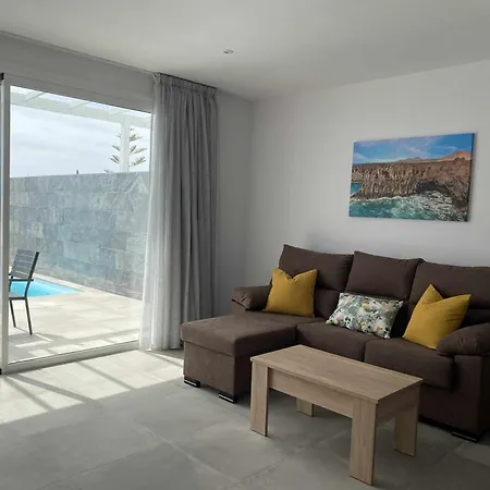 Vuelo Con Piscina Y Barbacoa Disfrutar Villa Puerto Calero