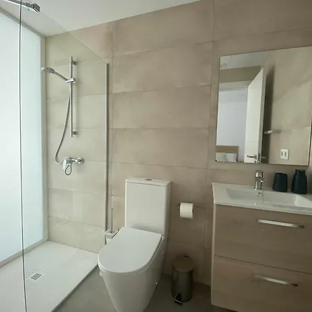 Vuelo, Con Piscina Y Barbacoa Disfrutar Villa