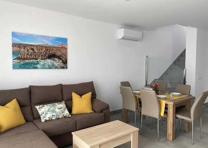 Vuelo, Con Piscina Y Barbacoa Disfrutar فيلة *