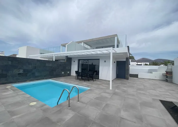 别墅 Vuelo, Con Piscina Y Barbacoa Disfrutar