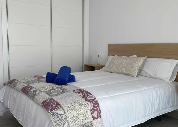 Vuelo, Con Piscina Y Barbacoa Disfrutar * פוארטו קאלרו