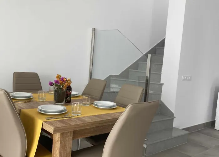 Vuelo, Con Piscina Y Barbacoa Disfrutar *